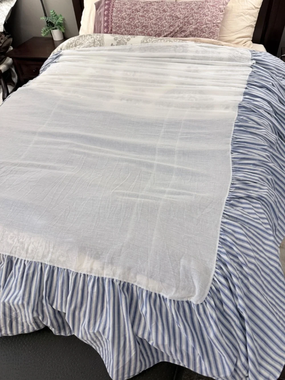 Ralph Lauren Tamarind Bed Skirt Queen Size